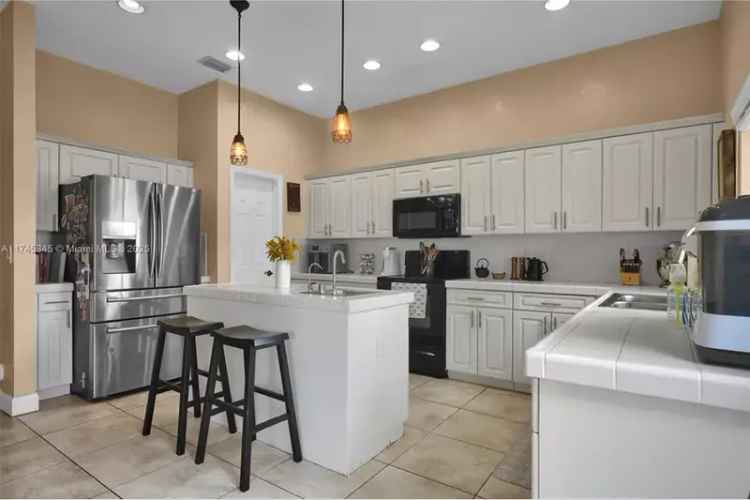 House For Sale , 2008, Southeast 23rd Avenue, Homestead, Florida