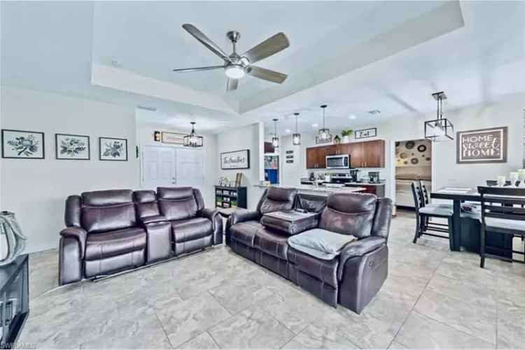 House For Sale , 3015, 12th Street Southwest, Lehigh Acres, Florida