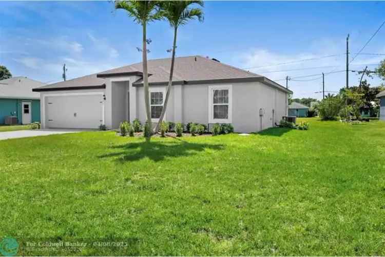 House For Sale , 1597, Southeast Berkshire Boulevard, Port Saint Lucie, Florida
