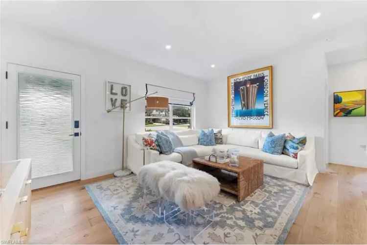House For Sale , 692, West Lake Drive, Naples, Florida