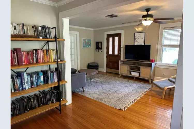 St Pete Washington Heights Bungalow 3 Bed 2 Bath Detached Apartment