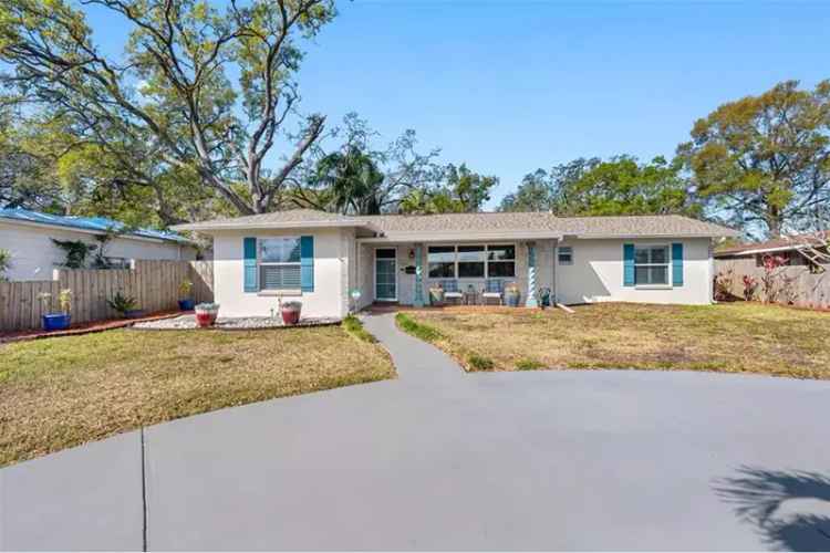 Move-in Ready 3 Bed 2 Bath Home in St Pete - Updated Kitchen and Baths