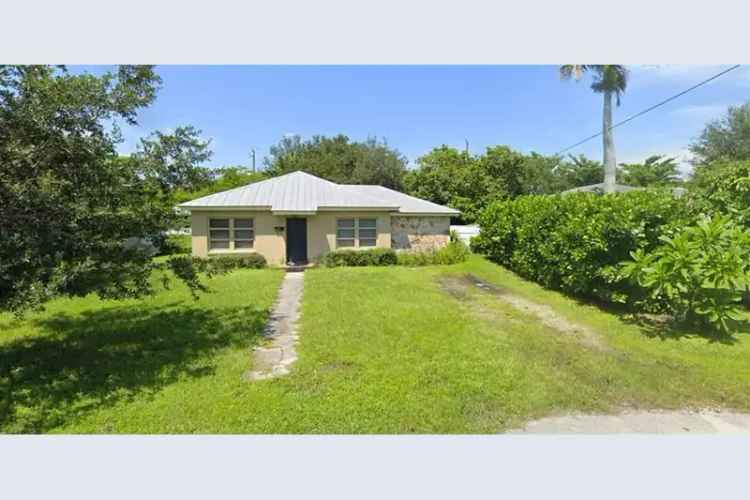 House For Sale , 895, 11th Street North, Naples, Florida