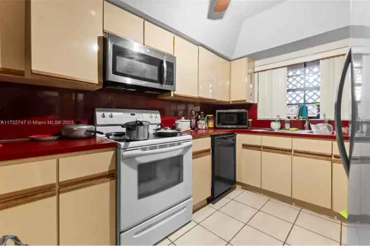 House For Sale , 2740, Southwest 23rd Street, Miami, Florida