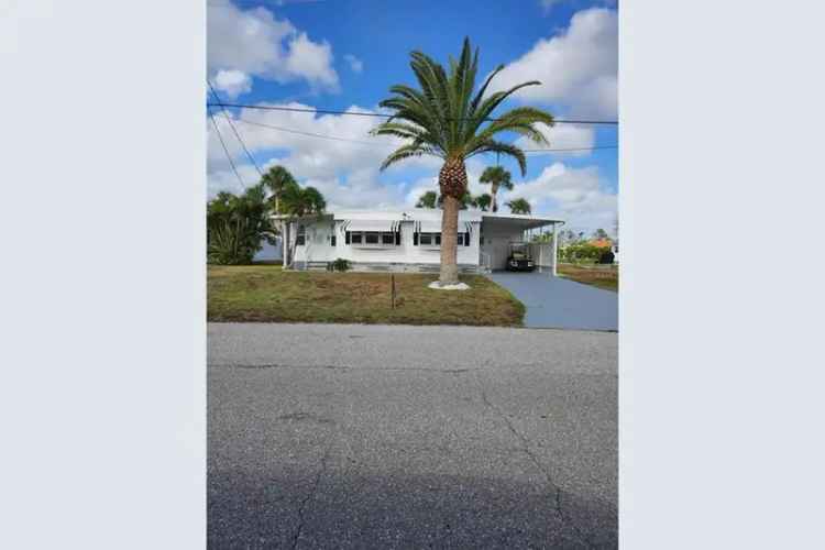 Manasota Key Home Near Beaches with New Updates and Clubhouse Access