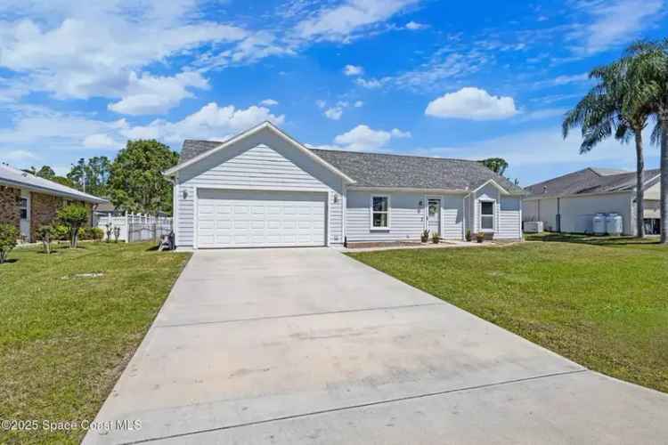 3 Bedroom 2 Bathroom Remodeled Home with Backyard and Pergola