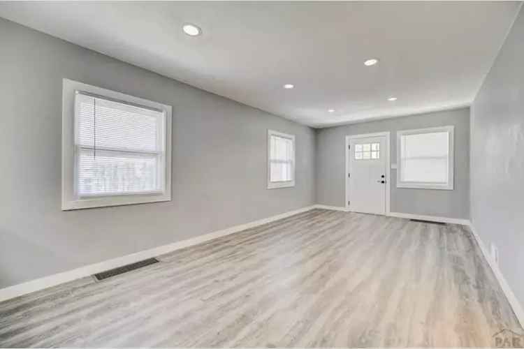 House For Sale , 1617, East 13th Street, Pueblo, Colorado