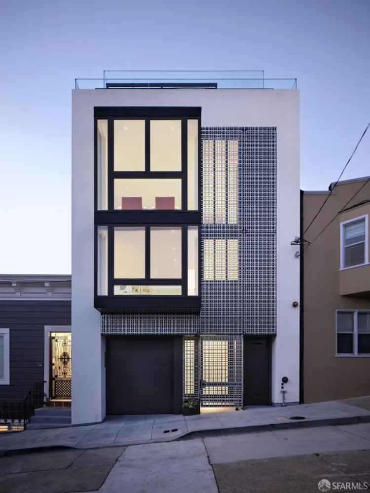 6-Bed, 6-Bath Home with Golden Gate Bridge Views - Nob Hill/Russian Hill
