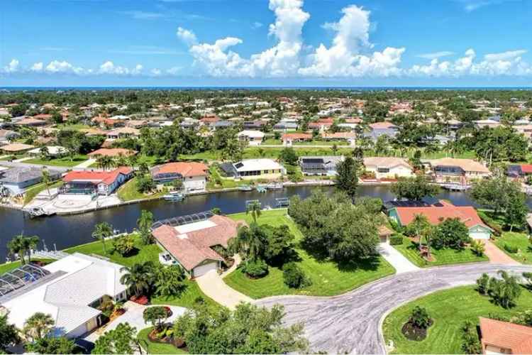 House For Sale , 42, Waterford Drive, Englewood, Florida