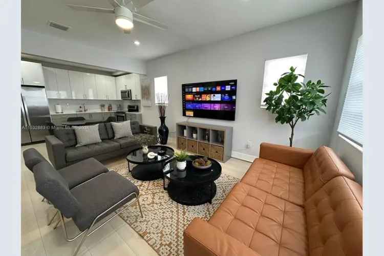 House For Sale , 994, Northwest 2nd Street, Miami, Florida