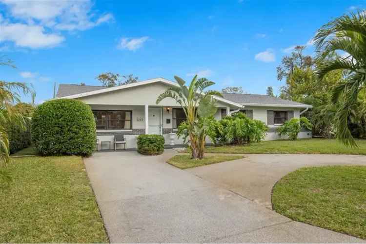 4 Bed 2 Bath Pool Home Near Beaches - Updated and Furnished Option