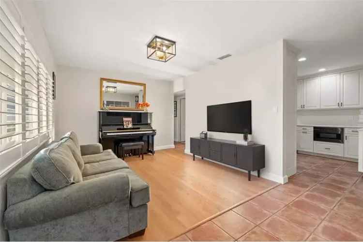 3-Bedroom 2-Bath Pool Home in St Pete - Solar Panels New Kitchen