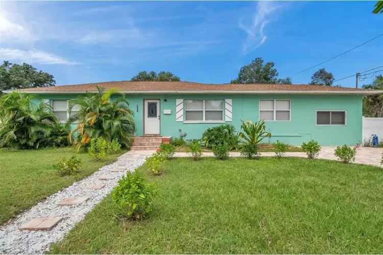 3 2 Pool Home in Eagle Crest Huge Lot No HOA Fees
