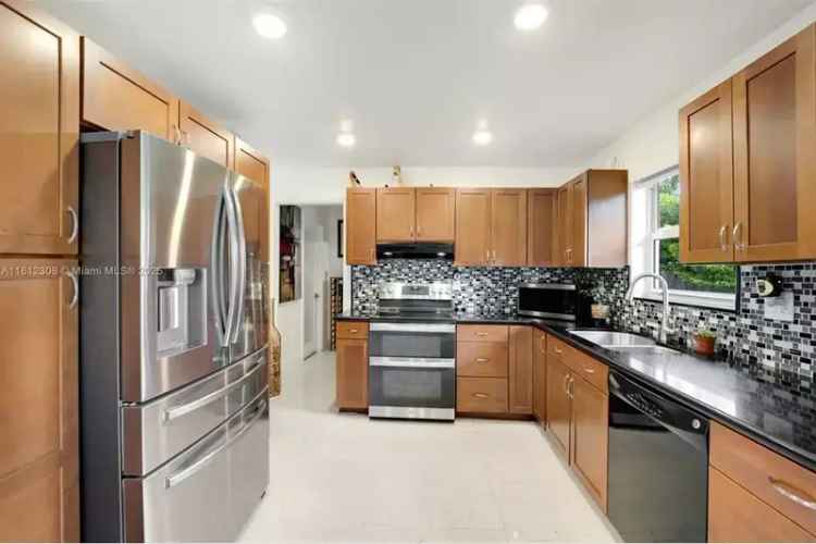 House For Sale , 8943, Southwest 128th Street, Kendall, Florida