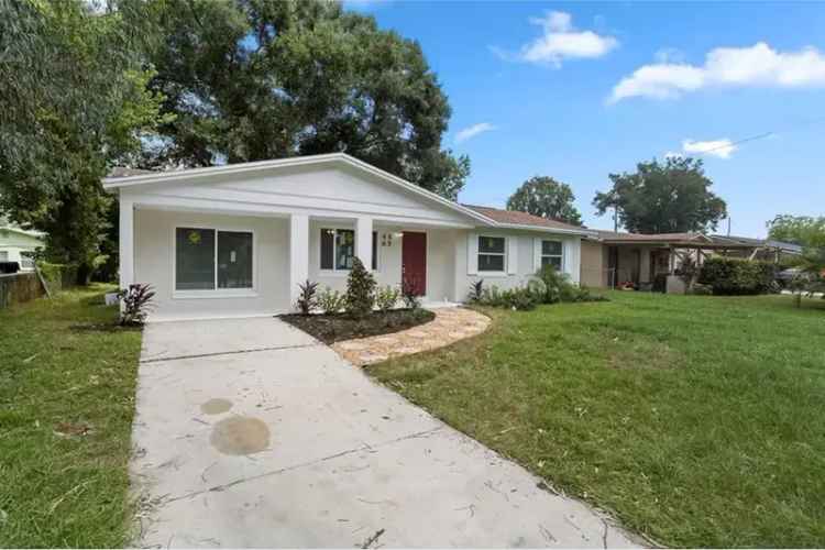 Completely Renovated 3-Bedroom Home Near Shopping and Highways