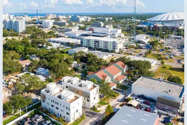 New Construction 2 Bed 2.5 Bath Home with Rooftop Terrace and City Views