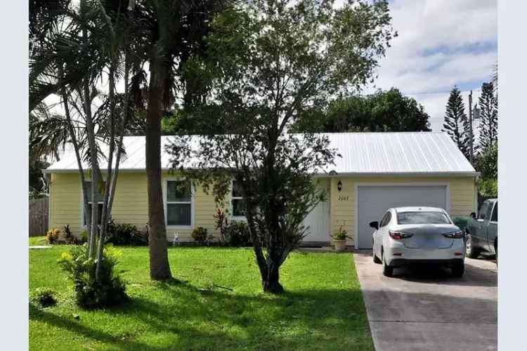 House For Sale , 2062, Southeast Berkshire Boulevard, Port Saint Lucie, Florida