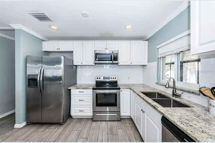 Updated 3 Bed 2 Bath Home in St Petersburg FL No HOA