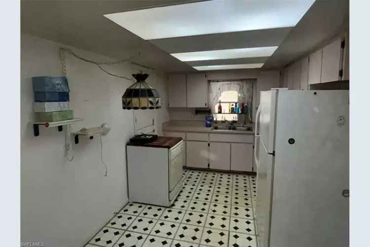 2 Bed 2 Bath Home - Great Investment Opportunity in North Fort Myers