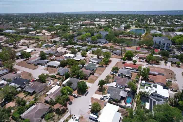 House For Sale , 1652, Jamestown Court, Fort Myers, Florida