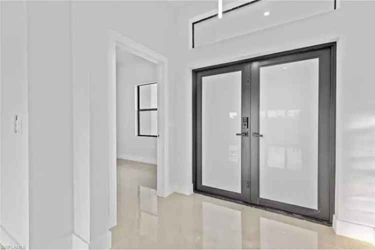House For Sale , 452, Mercedes Court, Florida