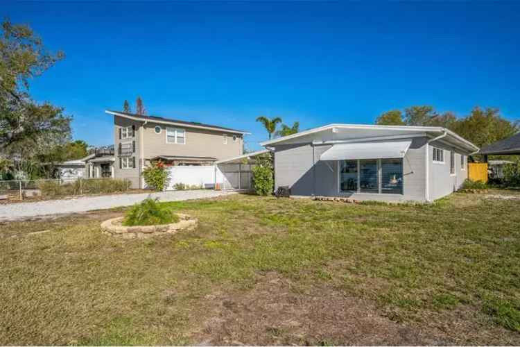 Remodeled 3-Bedroom Home in Riviera Bay Saint Petersburg