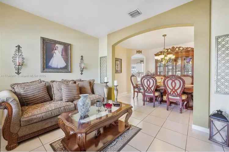 House For Sale , 12360, Southwest 212th Street, Goulds, Florida