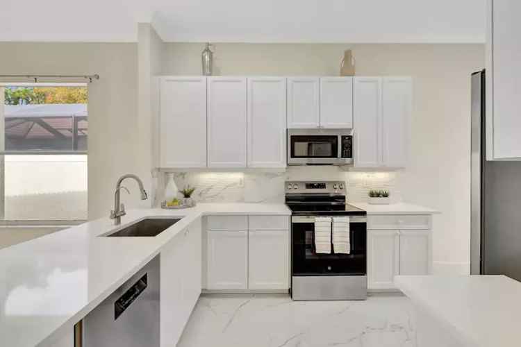 House For Sale , 820, Southwest Munjack Circle, Port Saint Lucie, Florida