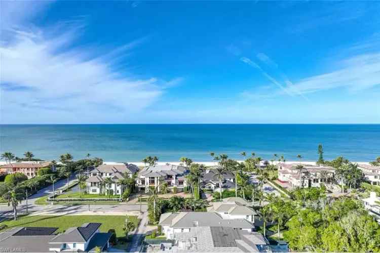 House For Sale , 112, 1st Avenue North, Naples, Florida