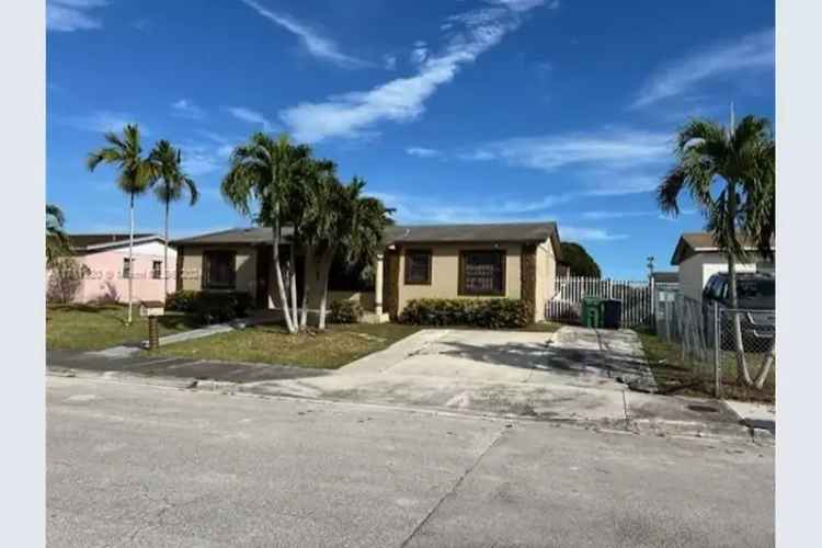 House For Sale , 22125, Southwest 113th Place, Goulds, Florida