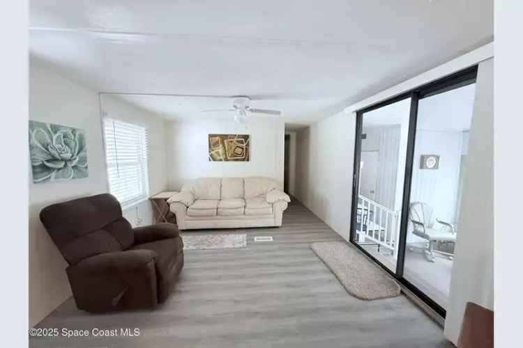 Mobile home For Sale , 385, Holiday Park Boulevard Northeast, Palm Bay, Florida