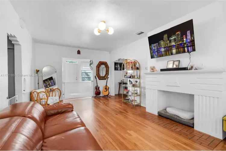 House For Sale , 2444, Southwest 21st Street, Miami, Florida