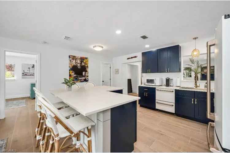 House For Sale , 1483, 13th Avenue North, Naples, Florida
