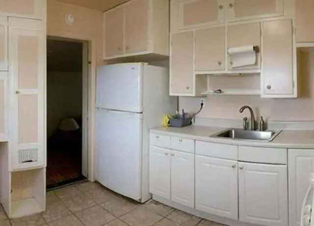 4 Bedroom 1 Bath House For Sale