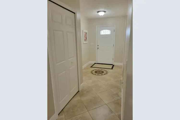 Gorgeous Like New Home with Pool and Lanai