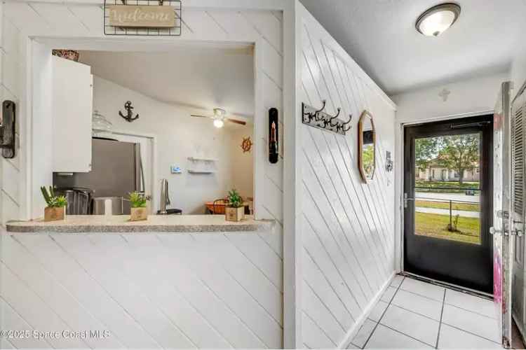 House For Sale , 999, Jupiter Boulevard Northwest, Palm Bay, Florida