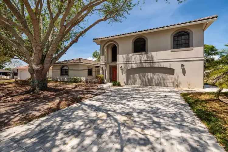 Waterfront Pool Home in Venetian Isles 5 Beds 4 Baths