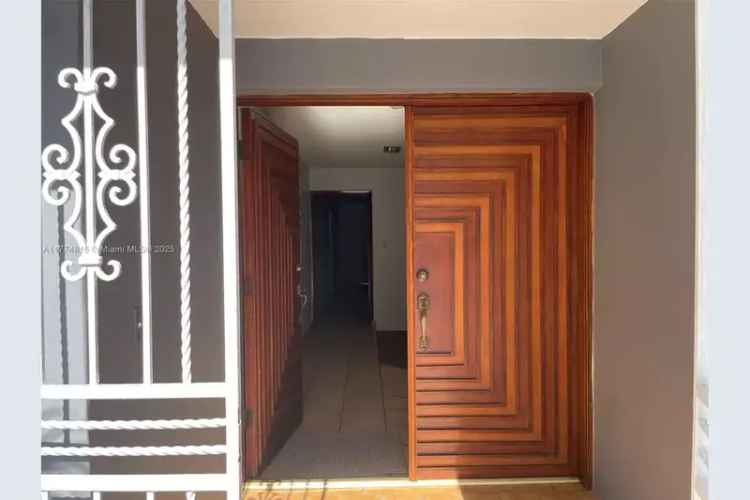 House For Sale , 1645, Southwest 10th Street, Miami, Florida