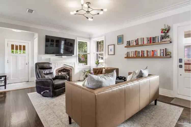 Charming Updated Cottage in East Hill 2 Bed 2 Bath