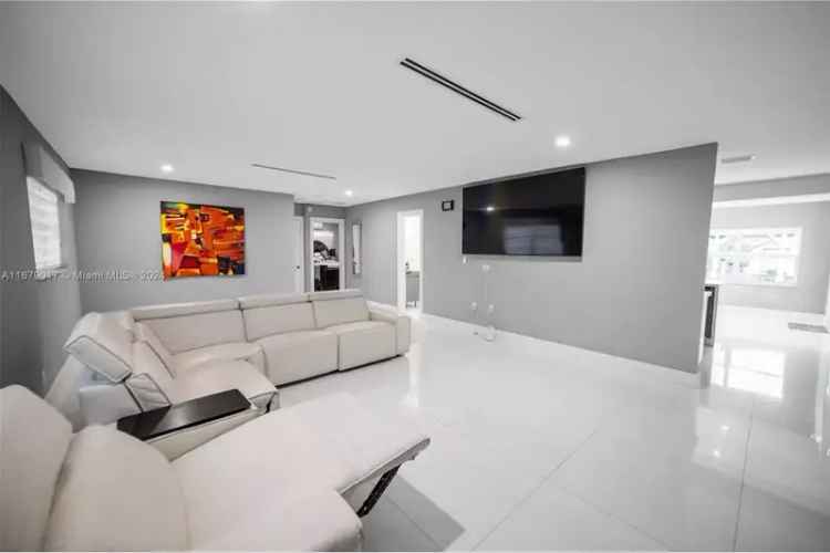 House For Sale , 13550, Southwest 99th Place, Kendall, Florida
