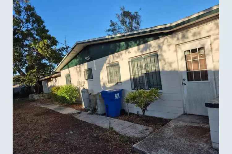 Spacious Saint Petersburg Home with Guest House - Income Potential