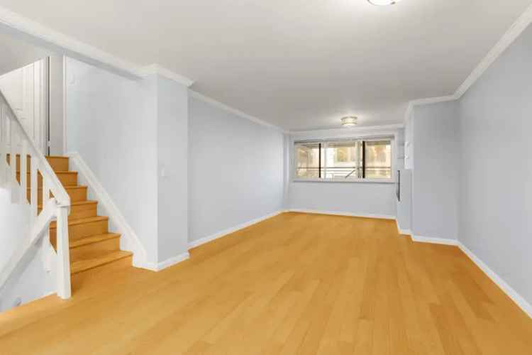 Co-op For Sale , 7, East 35th Street, New York, New York