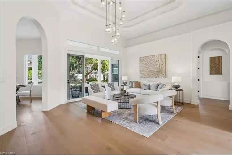 House For Sale , 677, 5th Avenue North, Naples, Florida