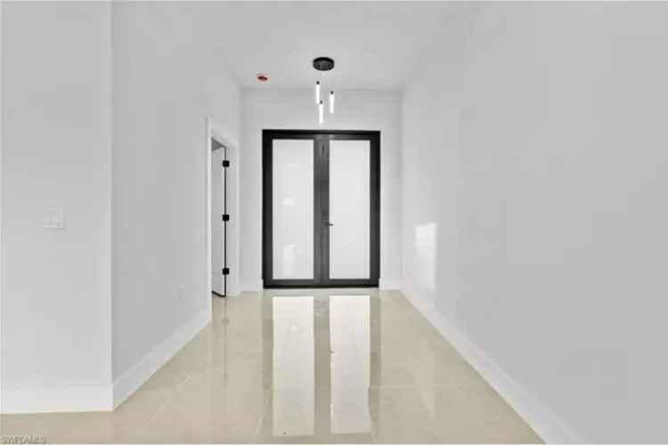 House For Sale , 456, Mercedes Court, Florida