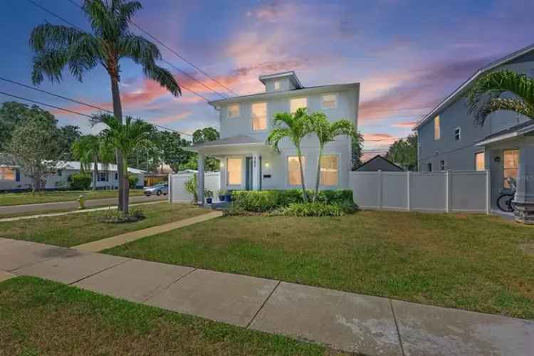 2 Story Home in St Pete, Hurricane Shutters, No HOA