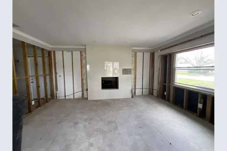 Investor Special Ready for Renovation