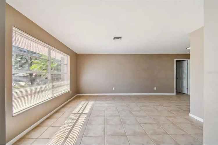 Updated Split Floor Plan Home in Sunshine Estates