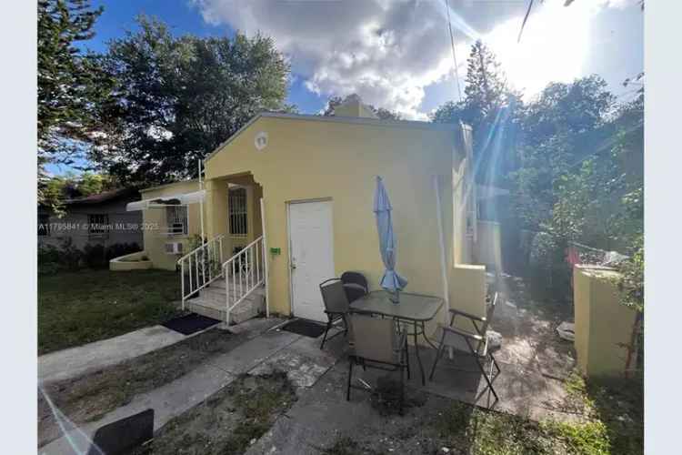 House For Sale , 8318, Northeast 3rd Court, Miami, Florida