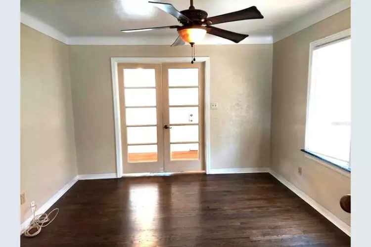 1950s Vintage Cottage Charm 2 Bed 1 Bath Bonus Room Updated