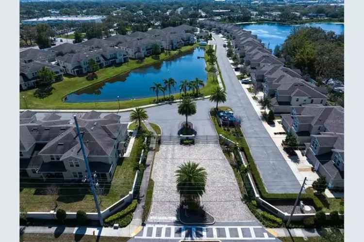 Luxury Townhome in Gated Montclair Lake 3 Beds 25 Baths